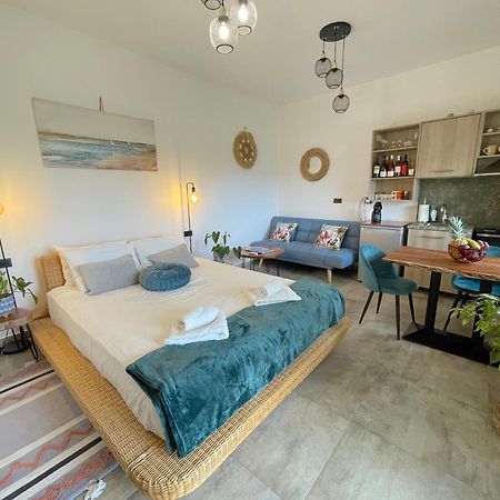 Cavos Luxury Apartments Kissamos Bagian luar foto