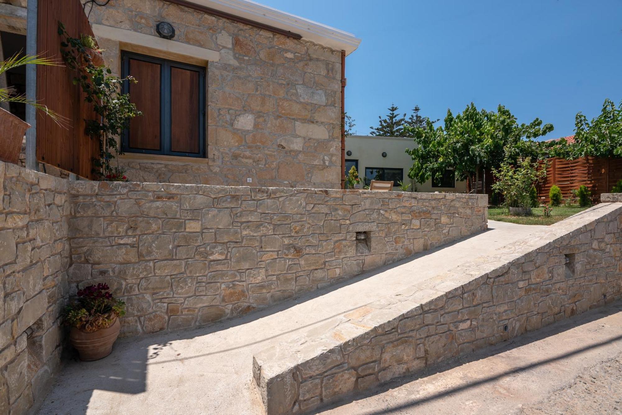 Cavos Luxury Apartments Kissamos Bagian luar foto